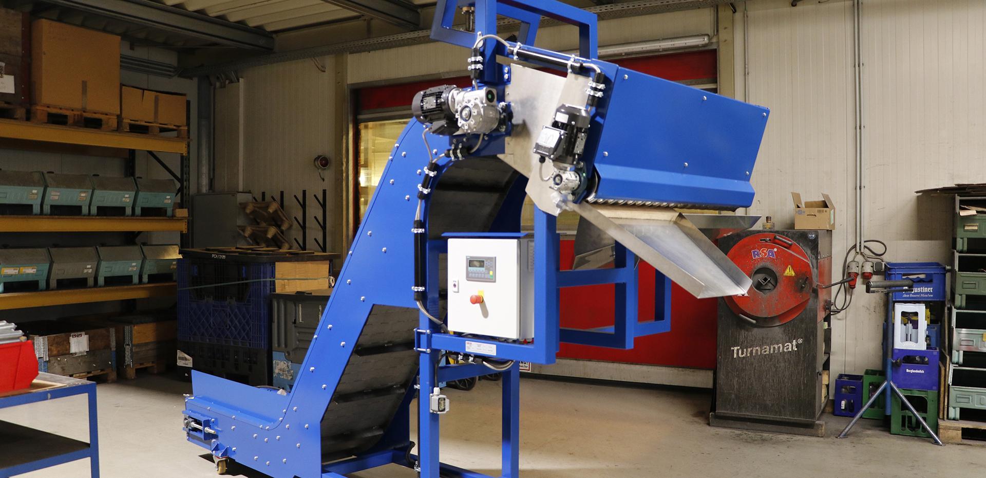 Hinge plate conveyor belt