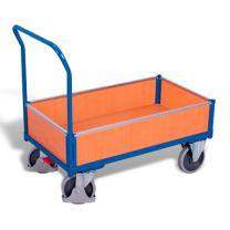 Box trolley with board panels